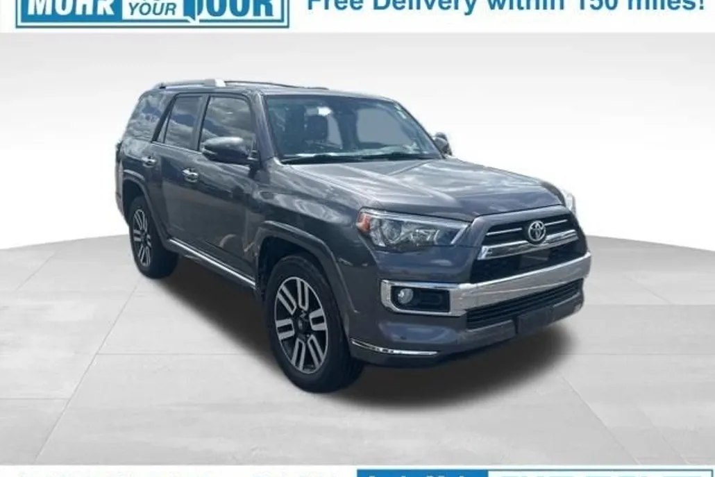 2020 Toyota 4Runner SR5 photo 1