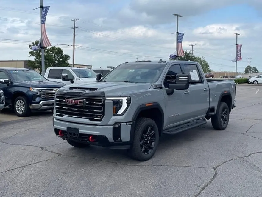 2025 Gmc Sierra 2500 HD AT4 photo 1