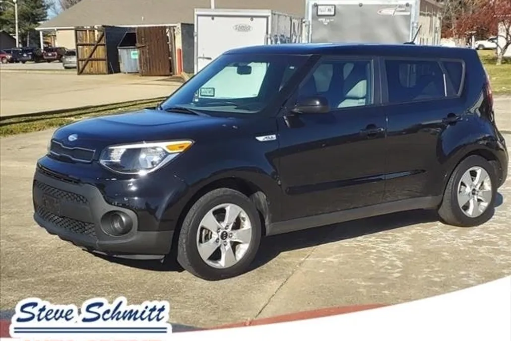 2017 Kia Soul Base photo 1