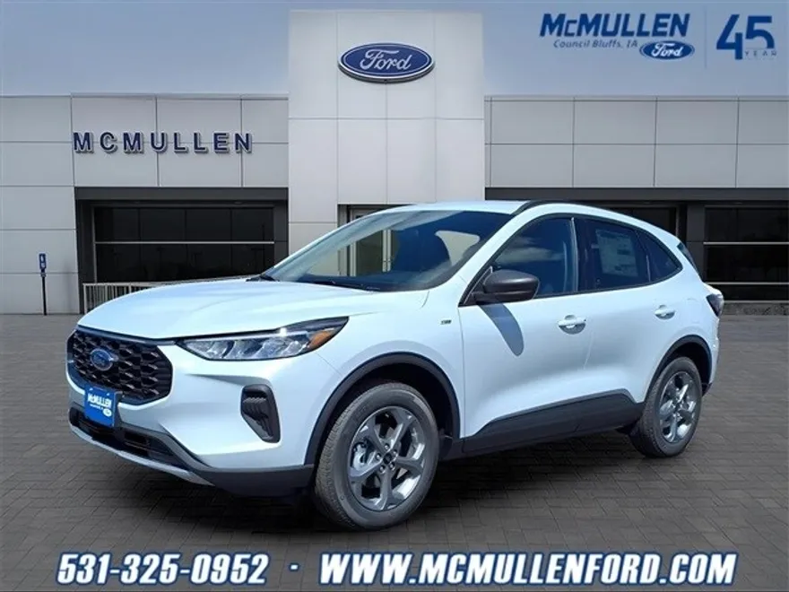2025 Ford Escape ST-Line photo 1