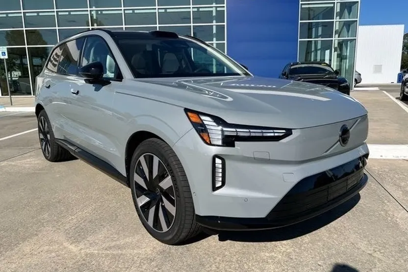 2025 Volvo EX90 Twin Motor Ultra photo 1
