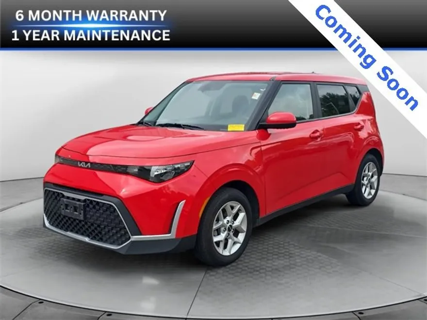 2023 Kia Soul LX photo 1