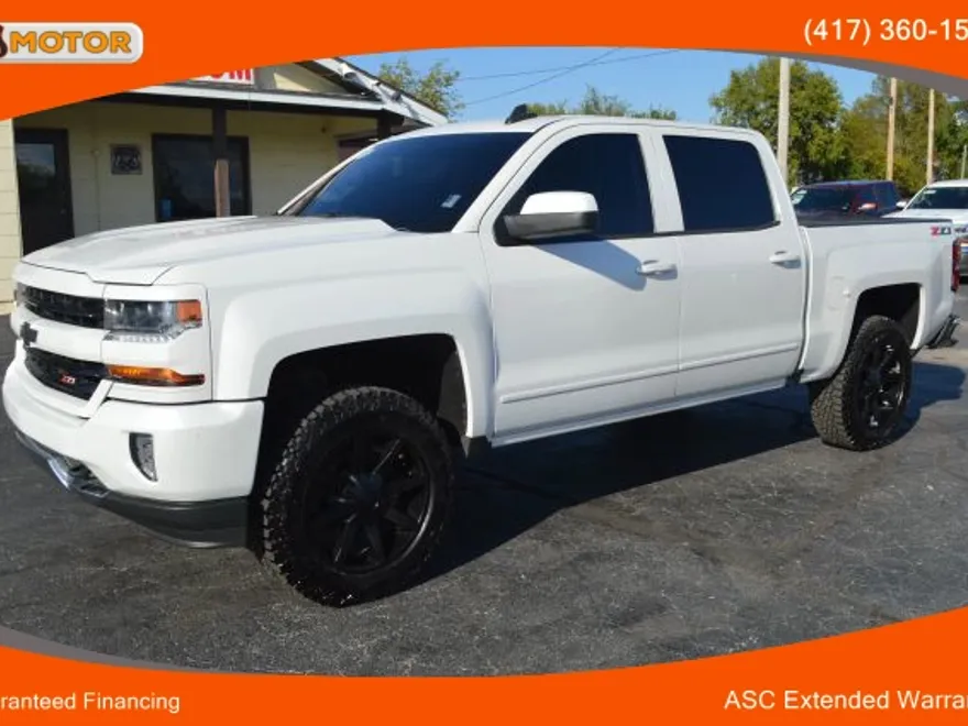 2011 Chevrolet Silverado 1500 LT photo 1