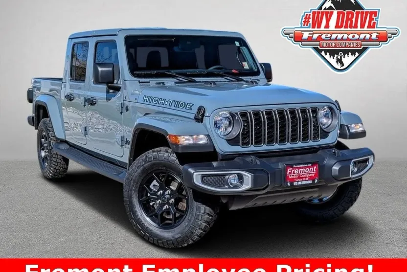 2025 Jeep Gladiator Sport photo 1