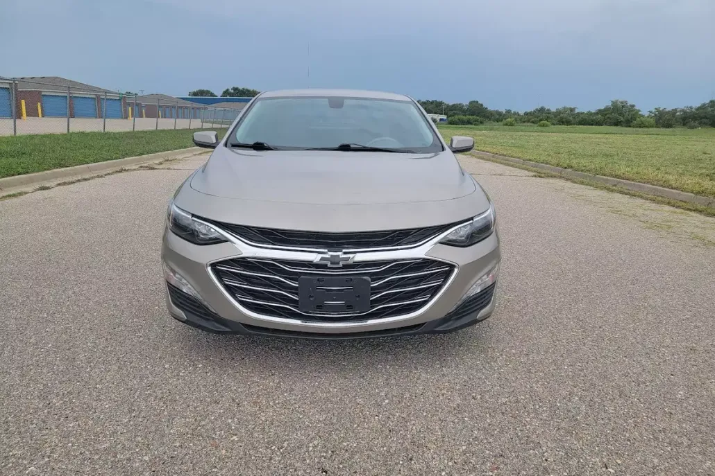 2022 Chevrolet Malibu 1LT photo 1