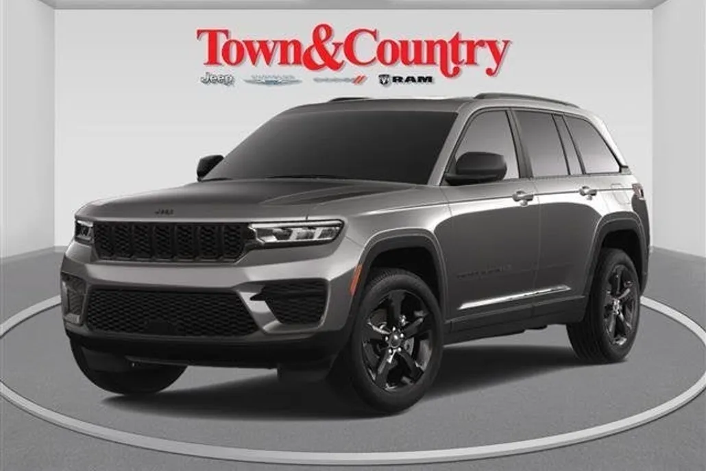 2025 Jeep Grand Cherokee Altitude photo 1