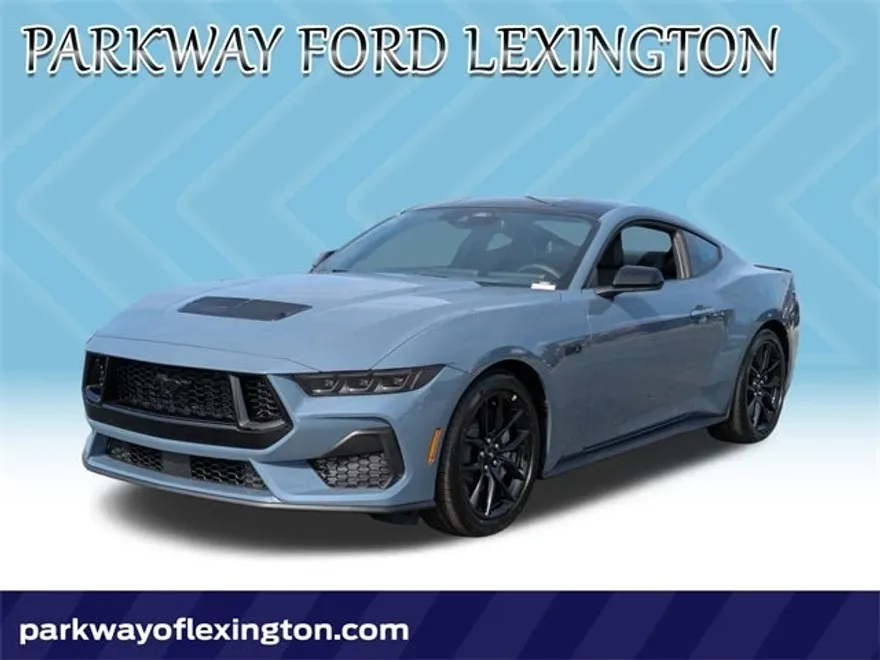 2025 Ford Mustang GT photo 1