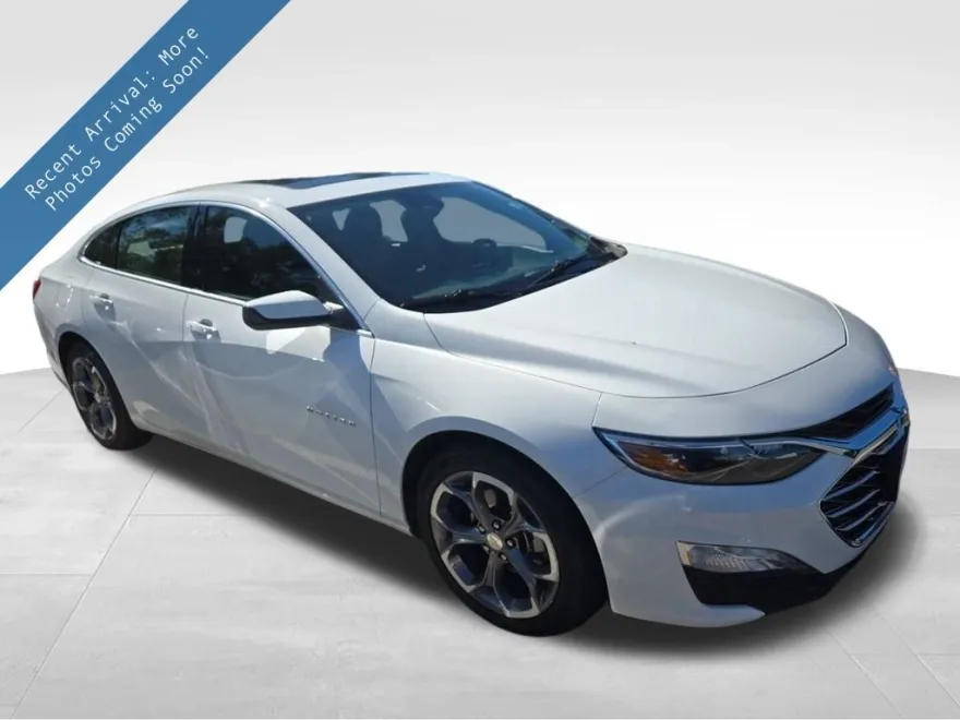 2024 Chevrolet Malibu 1LT photo 1