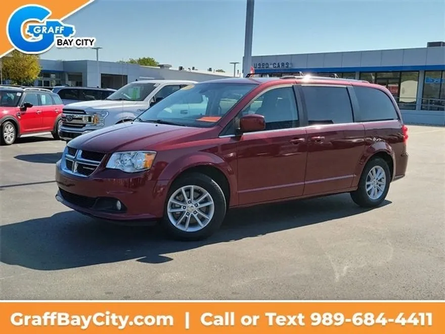 2019 Dodge Grand Caravan SXT photo 1