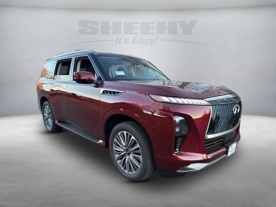 2025 Infiniti QX80 Luxe photo 1