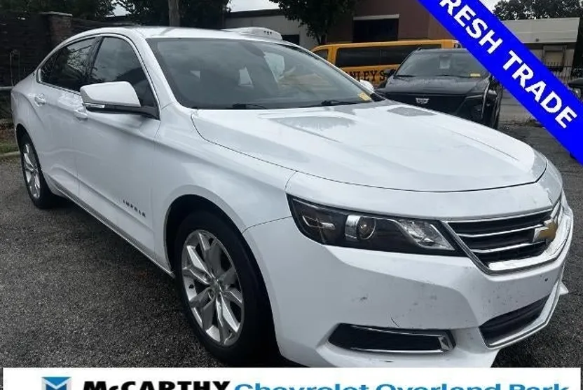 2017 Chevrolet Impala 1LT photo 1