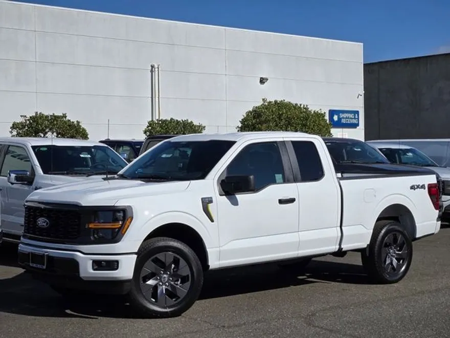 2025 Ford F-150 STX photo 1