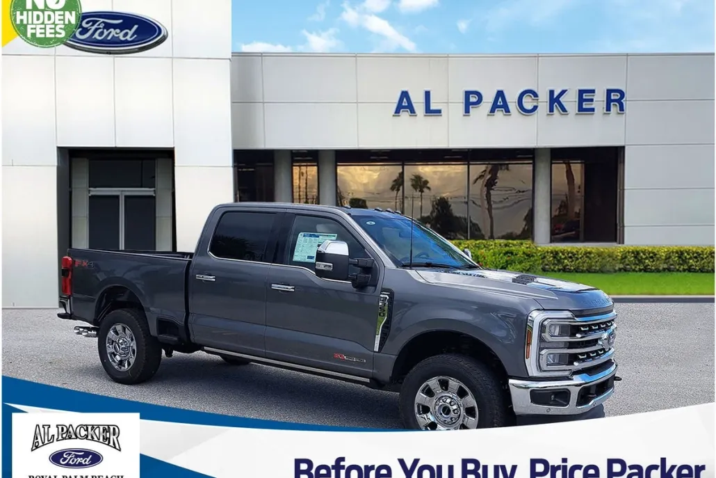 2025 Ford F-350 Lariat photo 1