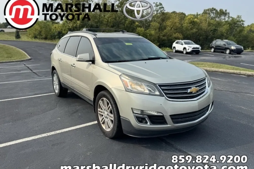 2014 Chevrolet Traverse 1LT photo 1