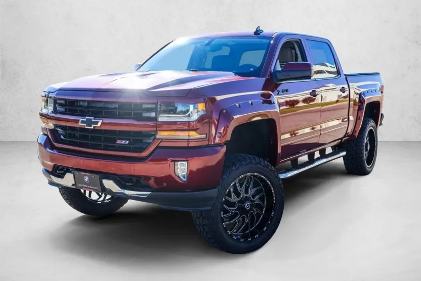 2016 Chevrolet Silverado 1500 LT photo 1