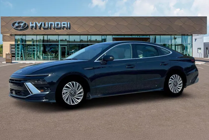 2025 Hyundai Sonata Hybrid SEL photo 1