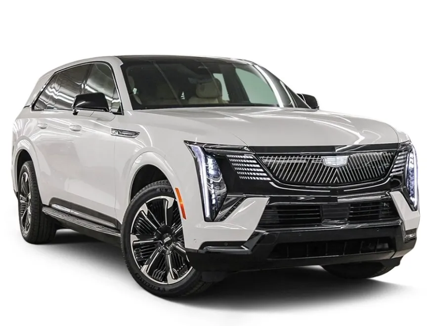 2025 Cadillac Escalade IQ Sport photo 1