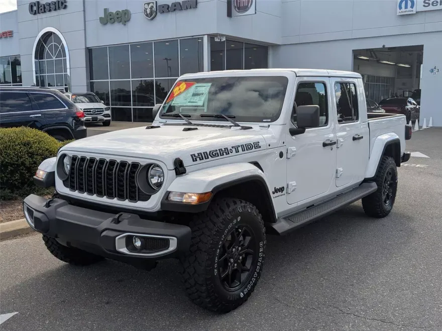 2025 Jeep Gladiator Sport photo 1