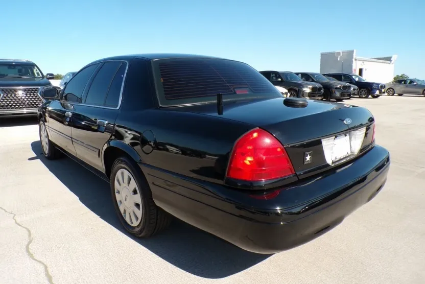 2008 Ford Crown Victoria Police Interceptor photo 1