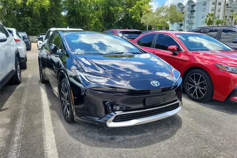 2024 Toyota Prius Prime XSE Premium photo 1