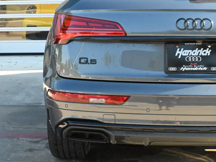 2022 Audi Q5 S line Premium Plus photo 1