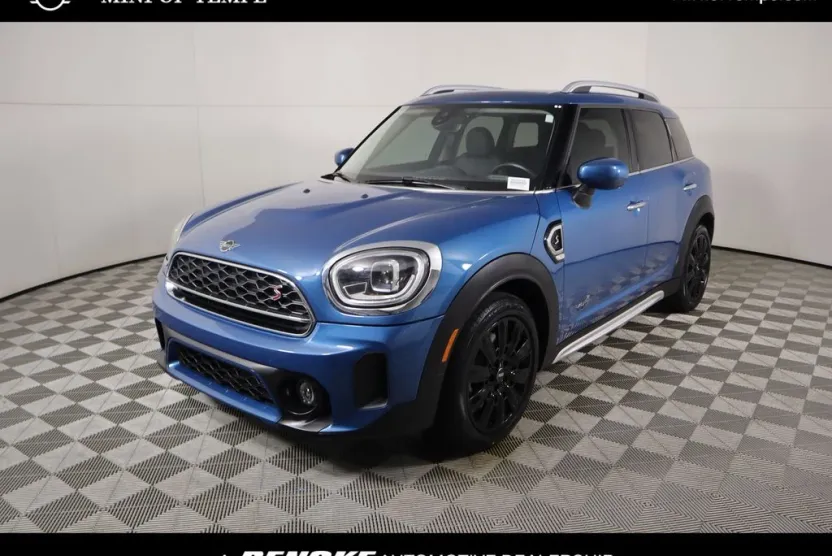 2022 Mini Countryman ALL4 Classic photo 1