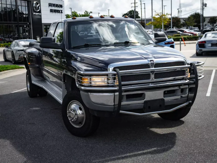 1999 Dodge Ram 3500 Laramie SLT photo 1