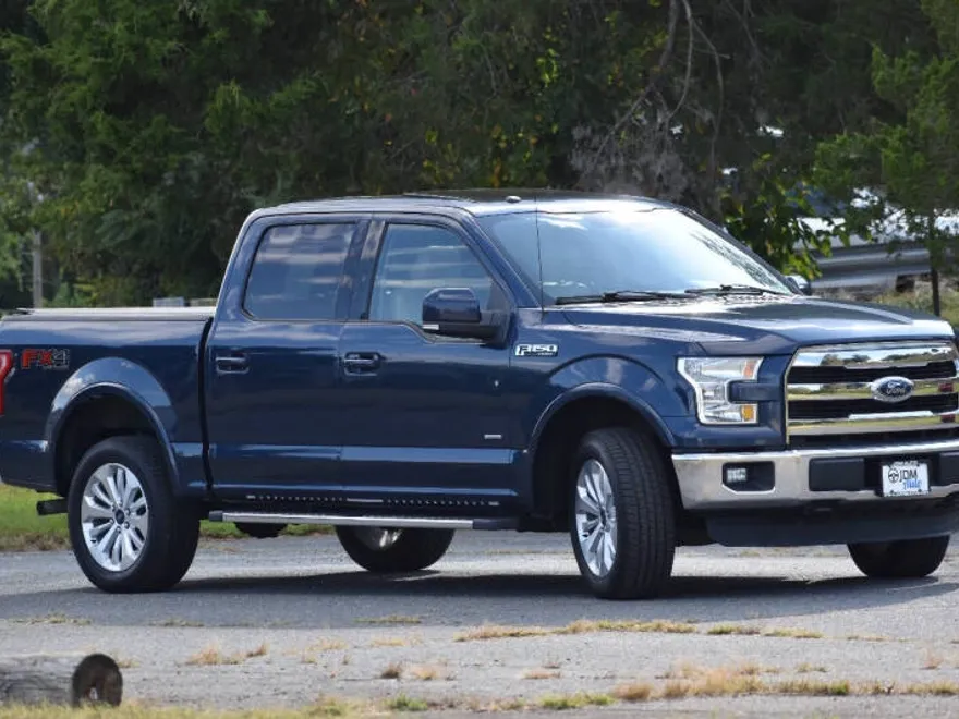 2016 Ford F-150 Lariat photo 1