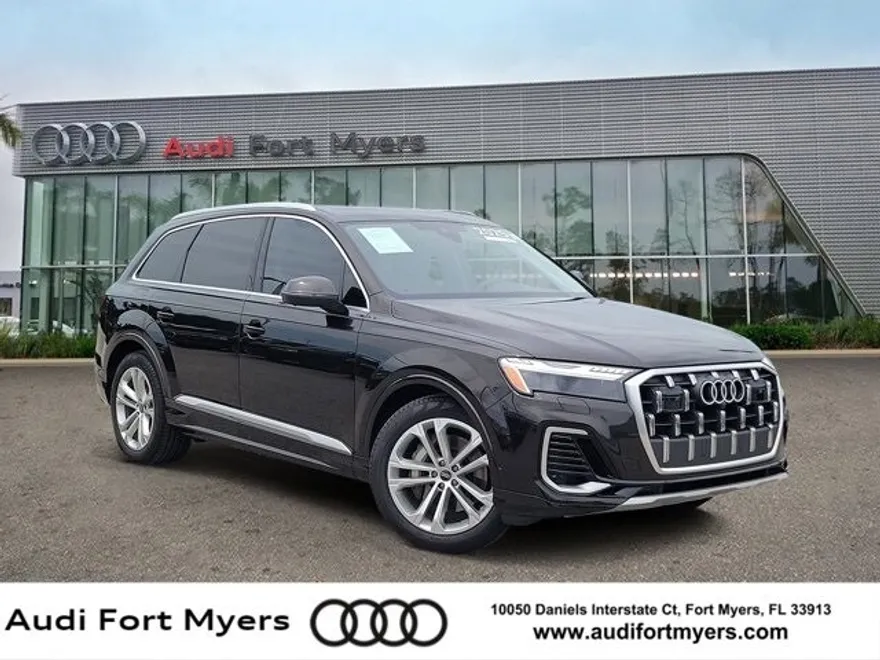 2025 Audi Q7 55 Prestige photo 1