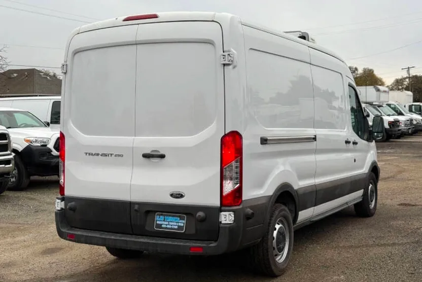 2017 Ford Transit Cargo Van Passenger photo 1