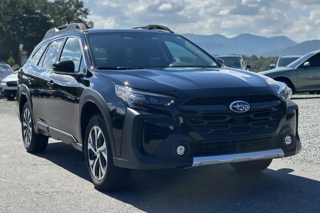 2024 Subaru Outback Limited photo 1