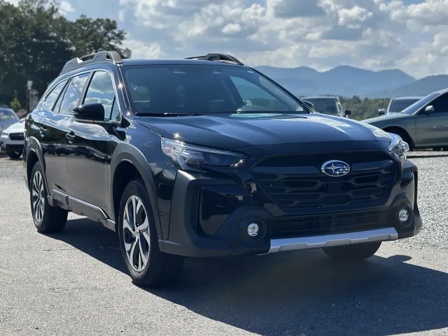 2024 Subaru Outback Limited photo 1