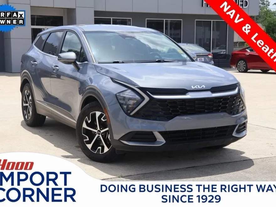 2023 Kia Sportage EX photo 1