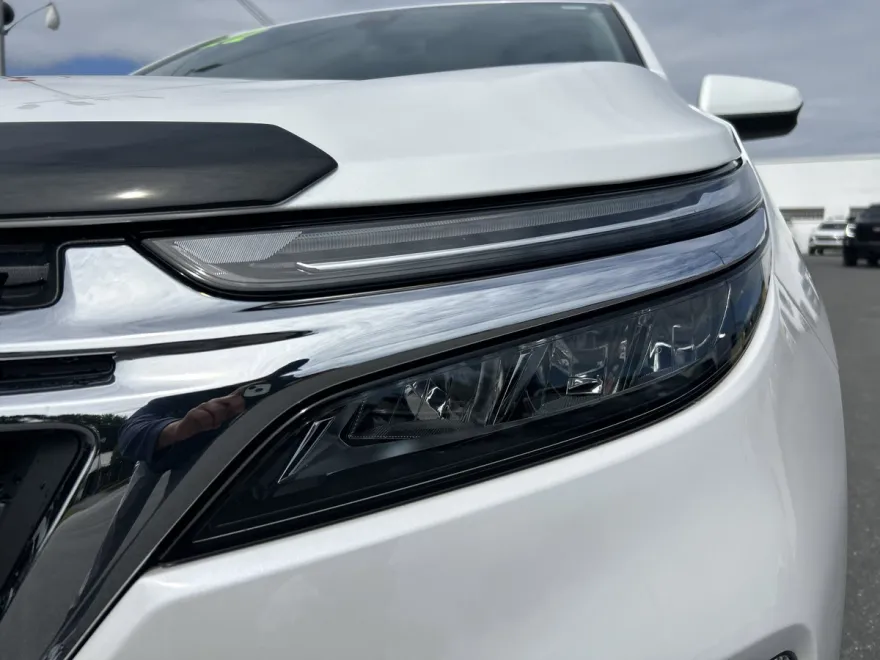 2022 Chevrolet Equinox LT photo 1