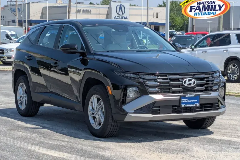 2025 Hyundai Tucson SE photo 1