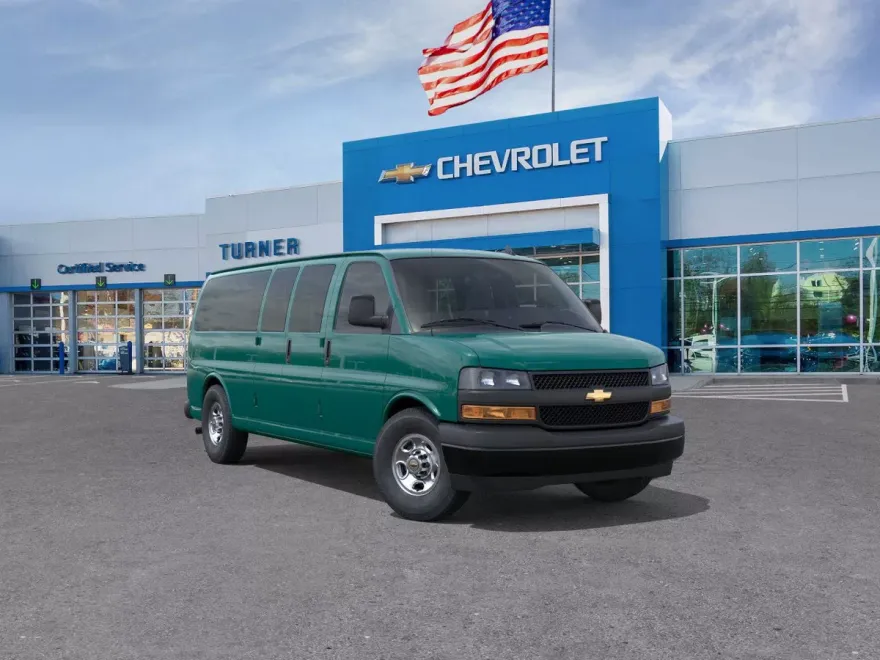 2025 Chevrolet Express Cargo 3500 photo 1