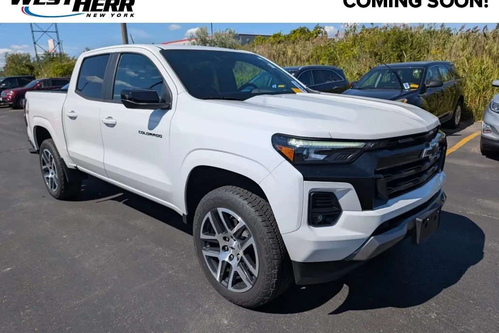 2024 Chevrolet Colorado Z71 photo 1