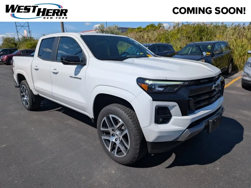 2024 Chevrolet Colorado Z71 photo 1