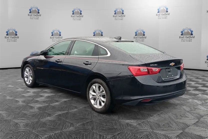 2023 Chevrolet Malibu 1LT photo 1