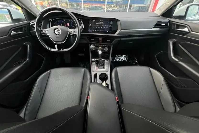2019 Volkswagen Jetta SEL photo 1