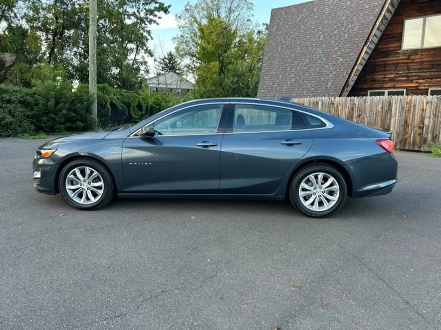 2020 Chevrolet Malibu 1LT photo 1