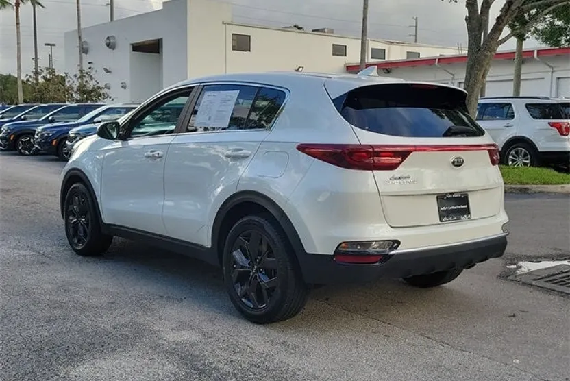 2022 Kia Sportage LX Value Edition photo 1