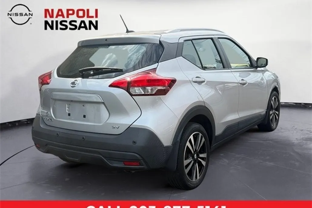 2020 Nissan Kicks SV photo 1