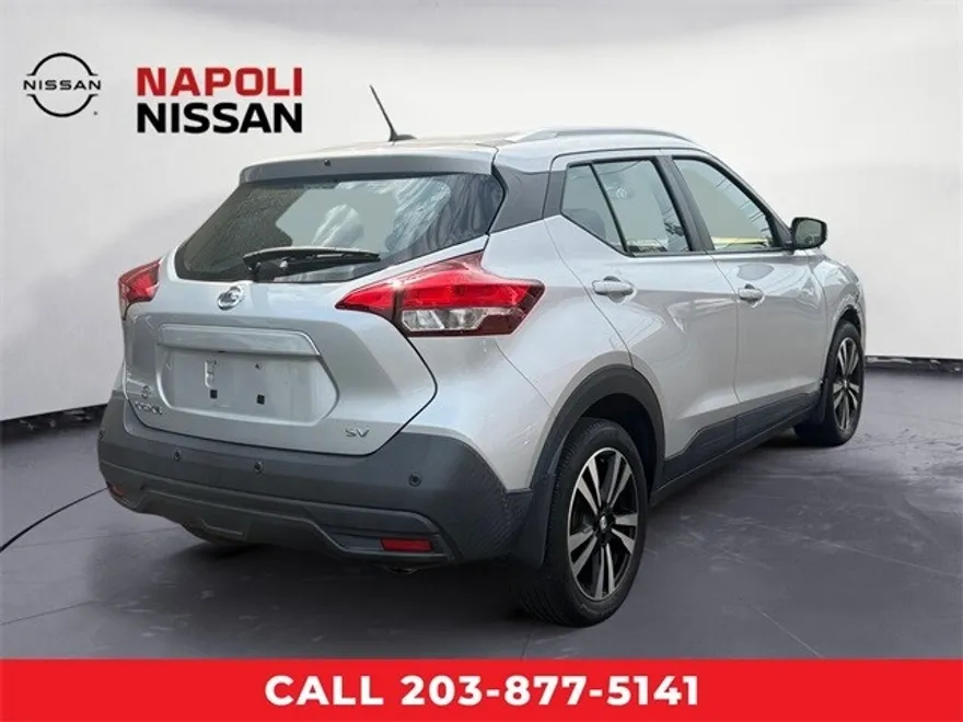 2020 Nissan Kicks SV photo 1