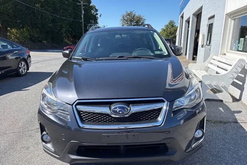 2017 Subaru Crosstrek 2.0i Premium photo 1