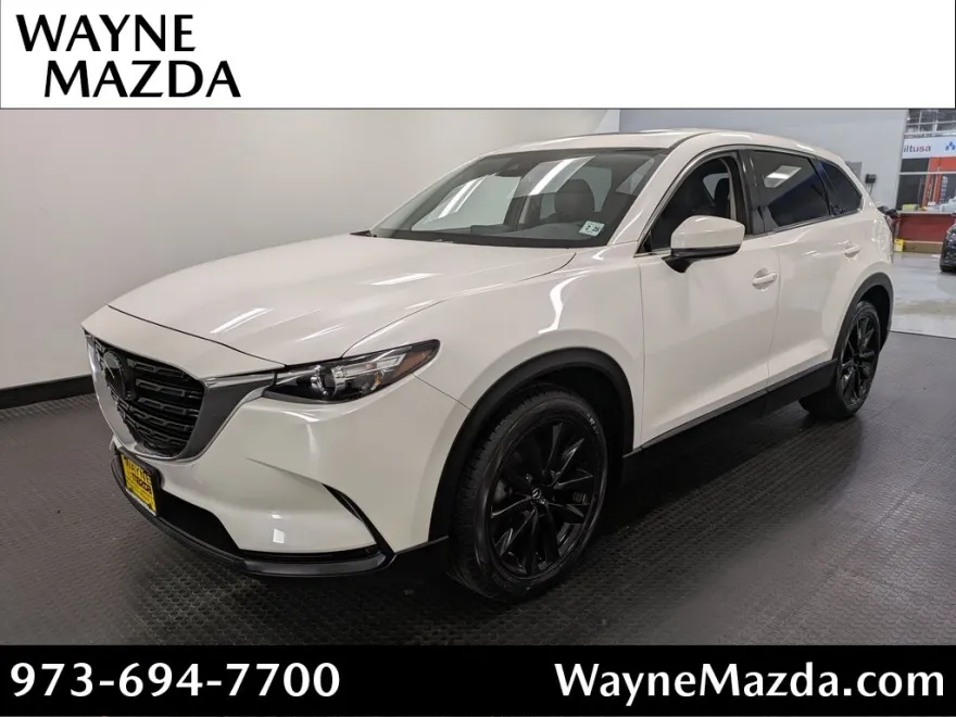 2023 Mazda CX-9 Touring photo 1
