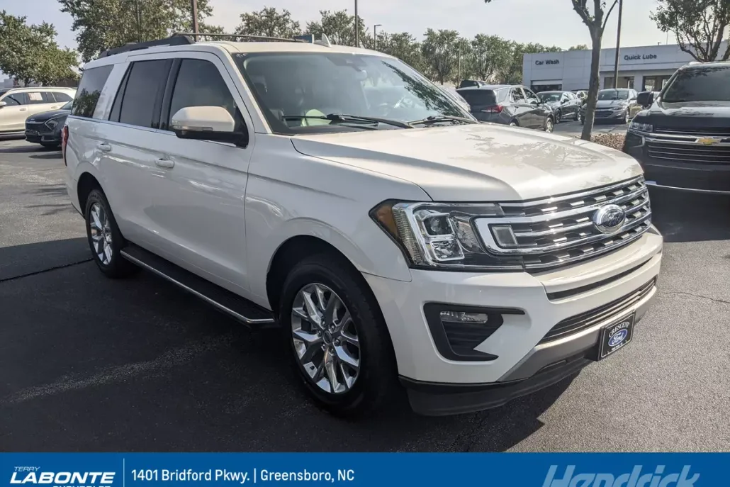 2020 Ford Expedition XLT photo 1