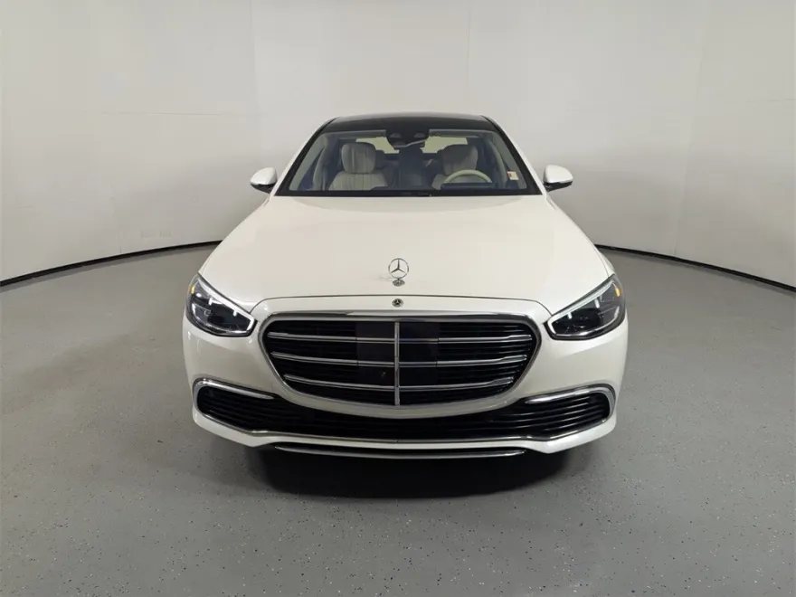 2022 Mercedes Benz S 450 580 photo 1