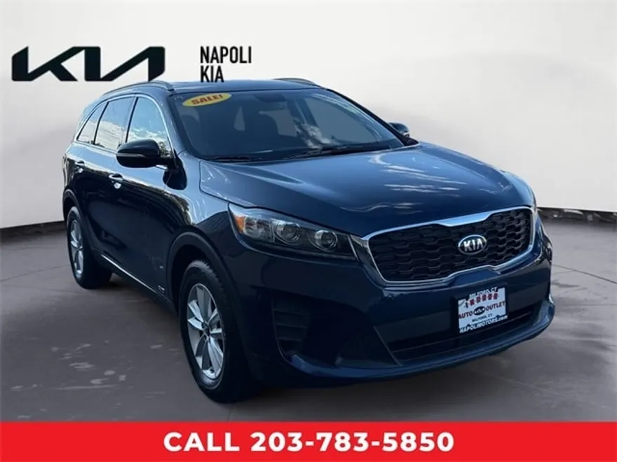 2019 Kia Sorento LX photo 1