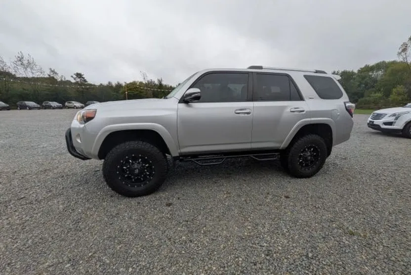 2019 Toyota 4Runner SR5 Premium Limited TRD Pro photo 1